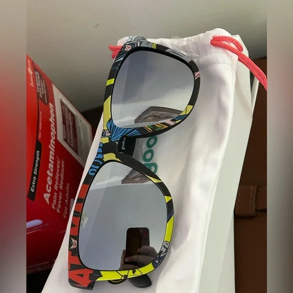 Goodr Batman and joker sunglasses brand new - Picture 4 of 5